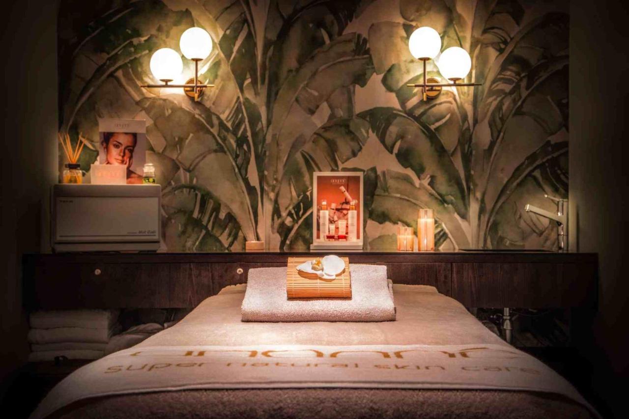 Hotel Bristol Женева Екстериор снимка