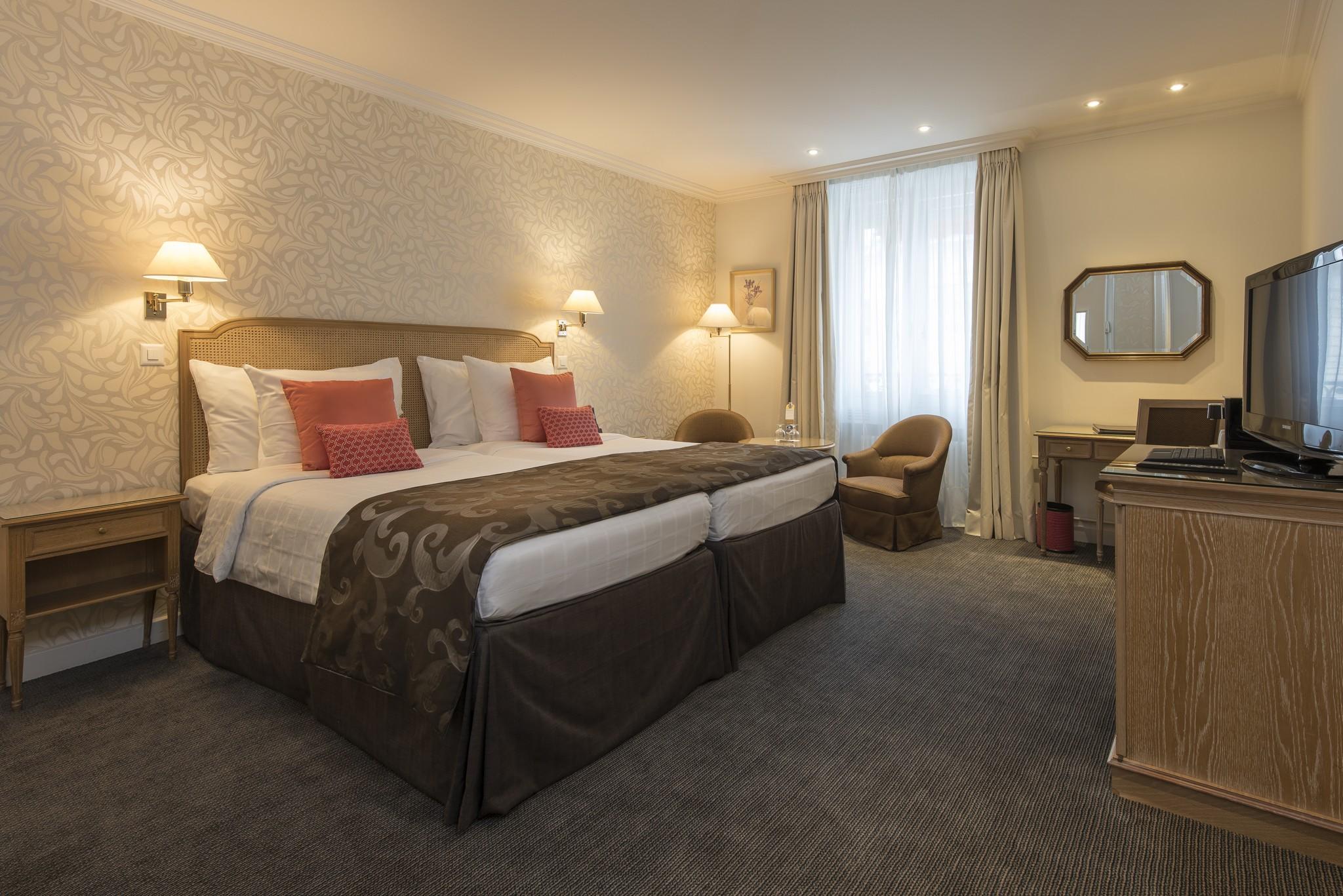 Hotel Bristol Женева Екстериор снимка