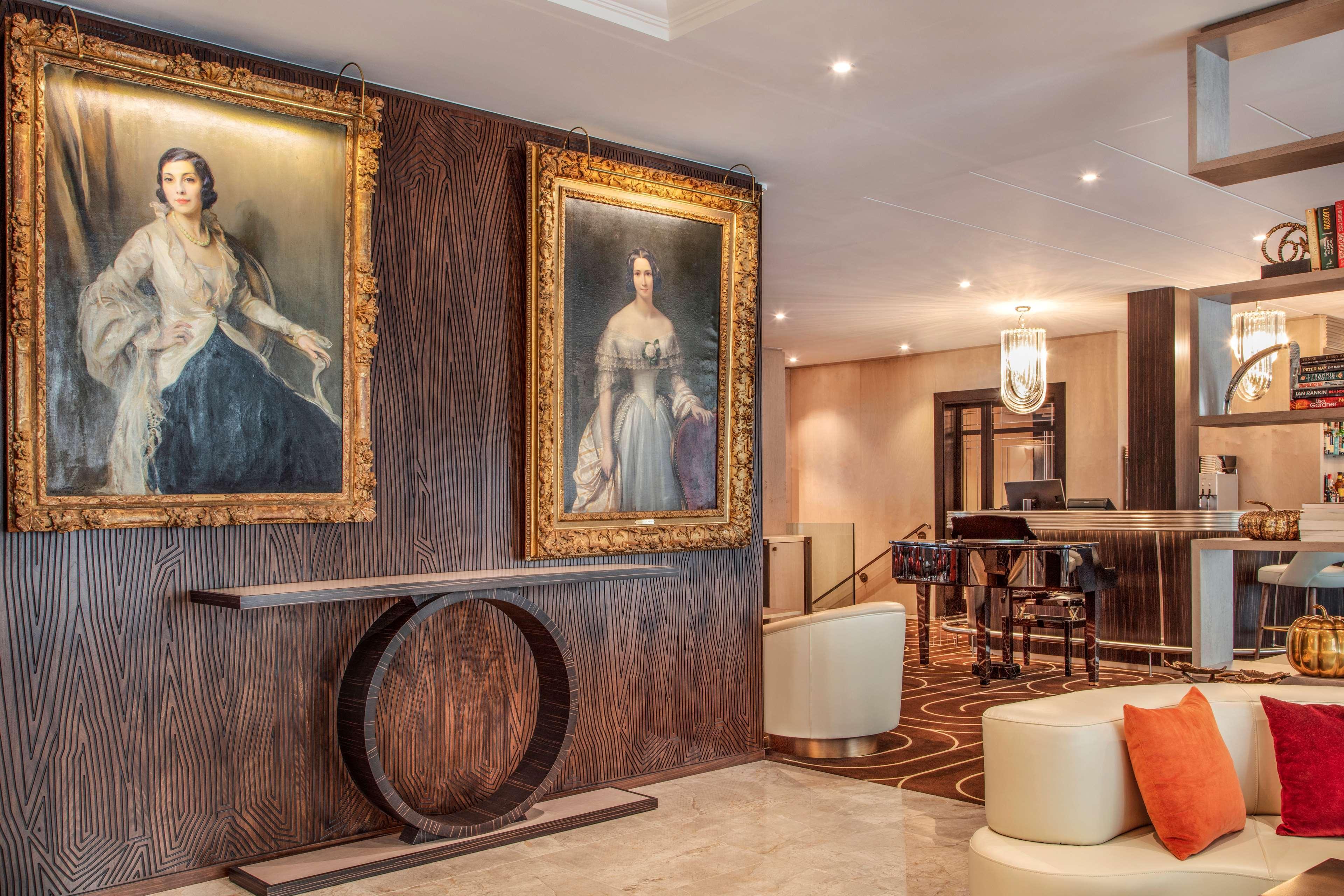 Hotel Bristol Женева Екстериор снимка