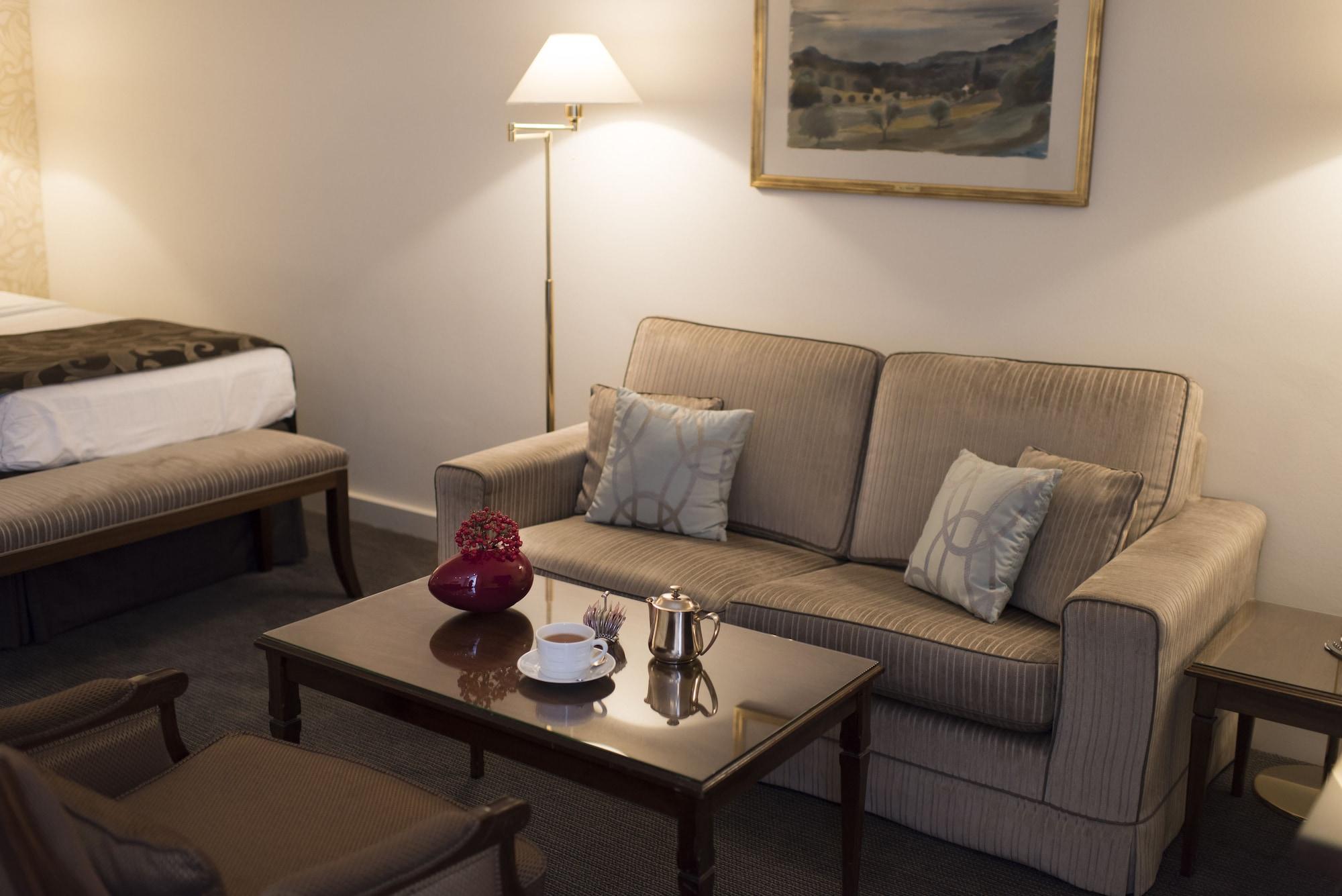 Hotel Bristol Женева Екстериор снимка